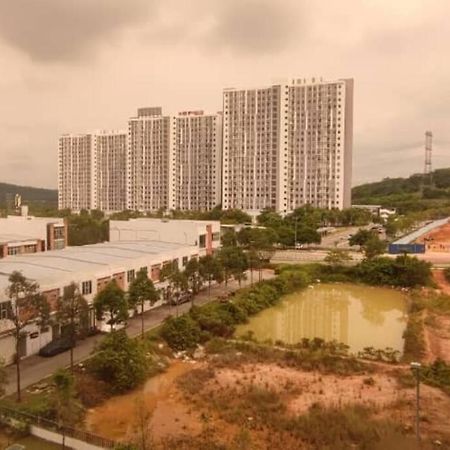 Hzb301-Selfcheck-In-Wi-Fi- Netflix- Parking- Pool-2 Bedroom- Klia, 7099 Sepang Eksteriør bilde