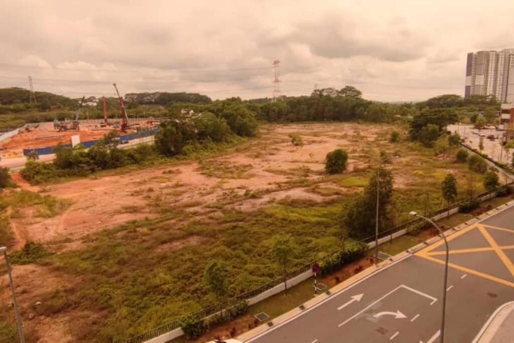 Hzb301-Selfcheck-In-Wi-Fi- Netflix- Parking- Pool-2 Bedroom- Klia, 7099 Sepang Eksteriør bilde